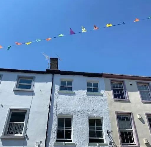 The Flat At The Crooked House